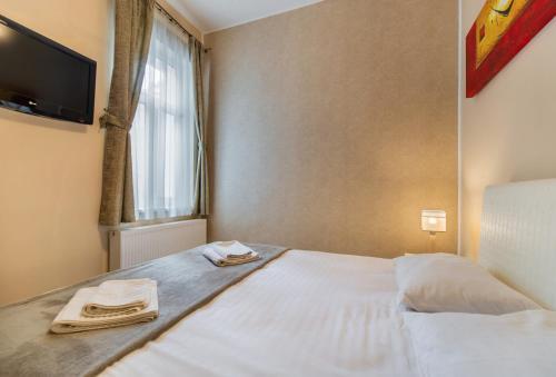 Select City Center Apartments