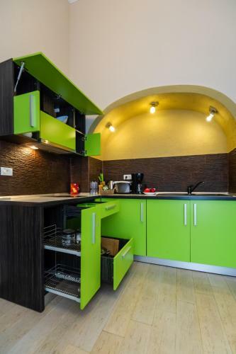 Select City Center Apartments