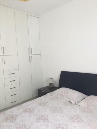 Sandy Beach Apartment 9