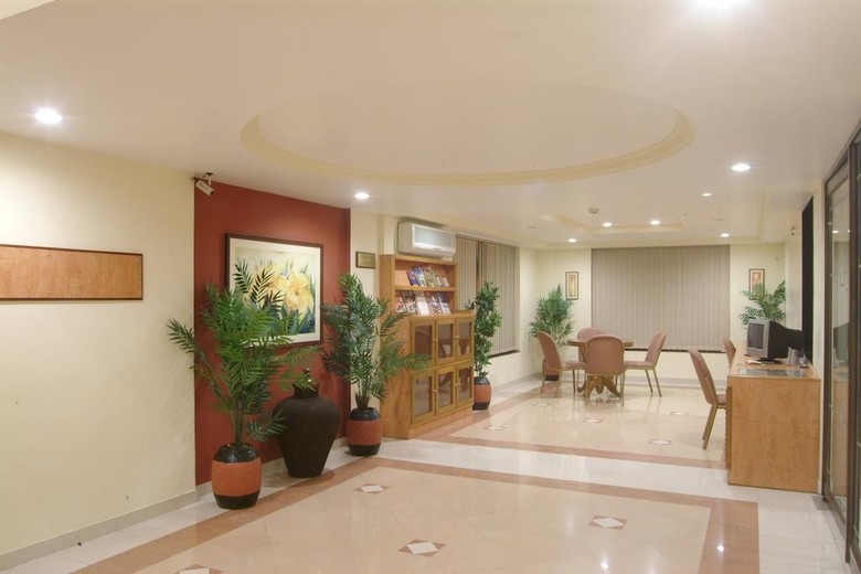 Hotel The Grand Regency