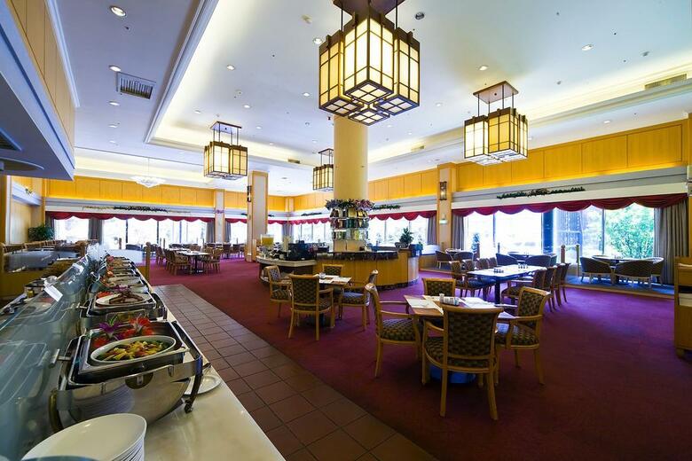Chuto Plaza Hotel