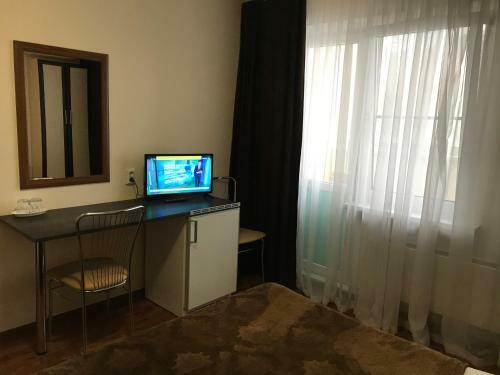 Yuzhniy Hotel
