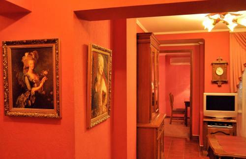 Hostal Knaus Apartments
