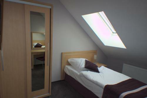 Hotel Pod Z?ot? Koron?