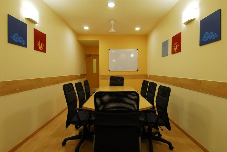 Hotel Ginger Surat