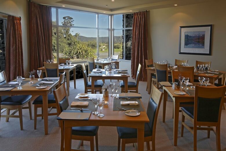 Distinction Fox Glacier - Te Weheka Boutique Hotel