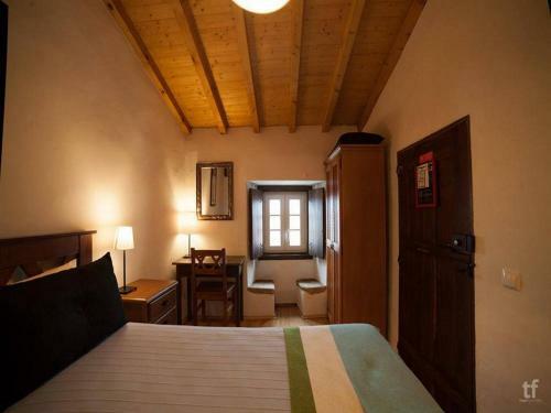 Bed & Breakfast Estalagem De Marv�o
