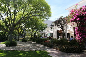 Vineyard Hotel