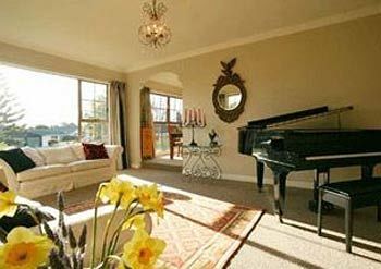 Tudor Manor Bed & Breakfast