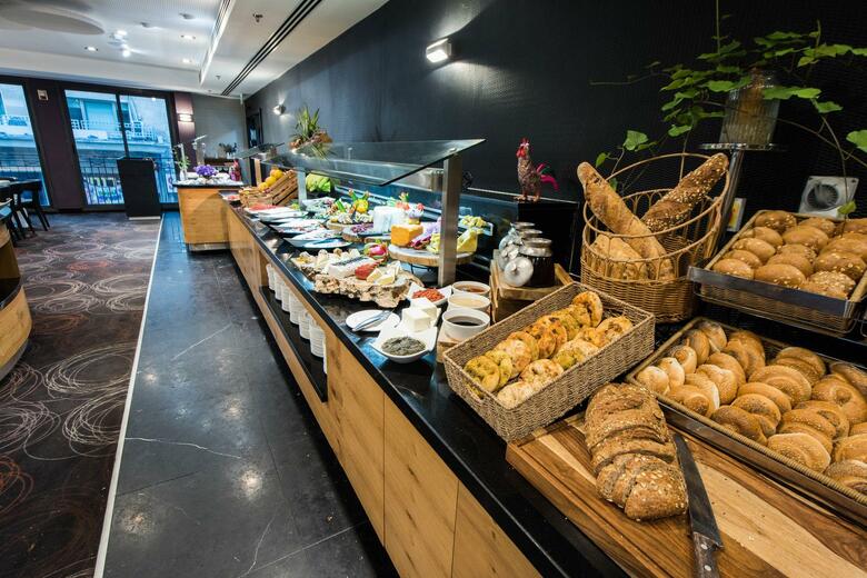 Eyal Hotel