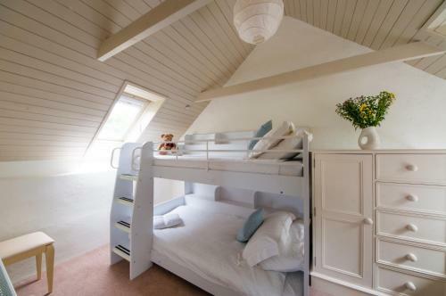 Broomhill Manor Holiday Cottages