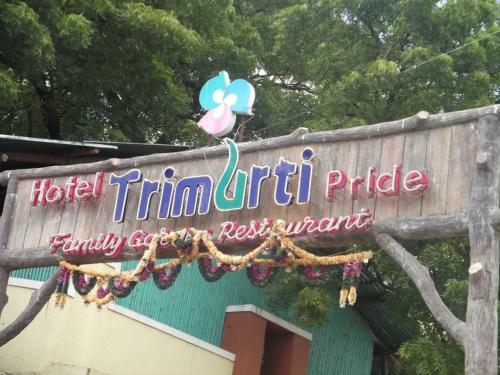 Hotel Trimurti Pride