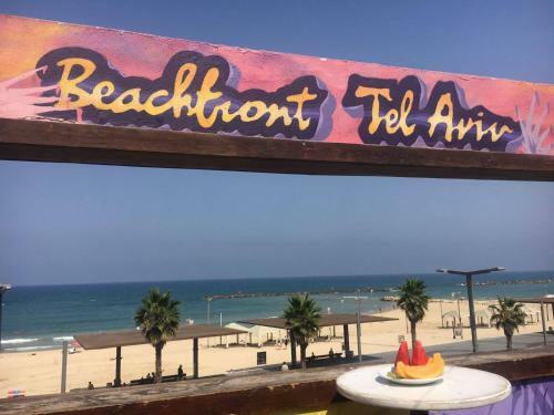 Albergue Beachfront Hotel