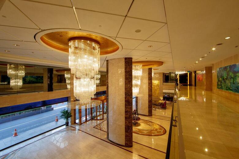 Hotel Equatorial Shanghai