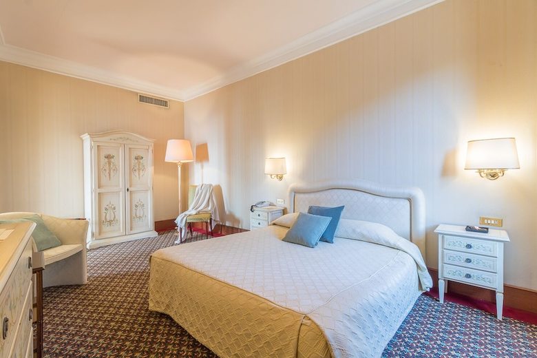 Hotel Torre Sant Angelo