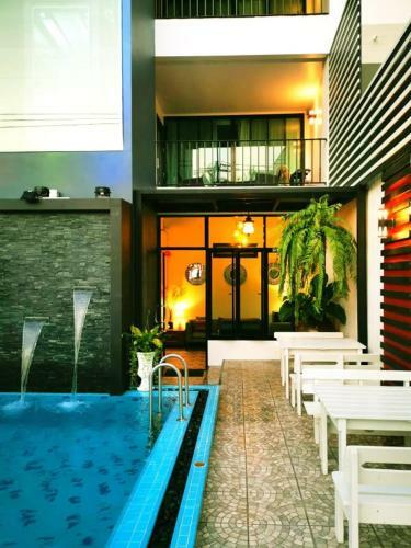 Apartamentos Beach Gallery House