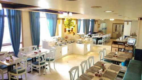 Royal Fort Hotel