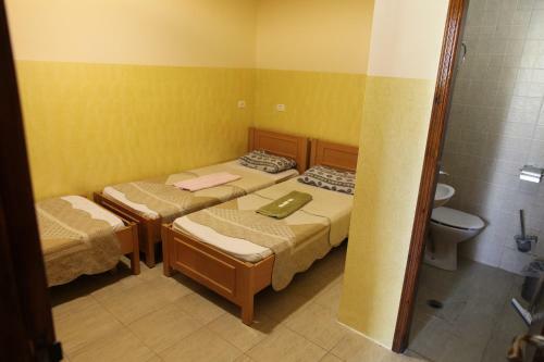 Hostal Palm Guest House