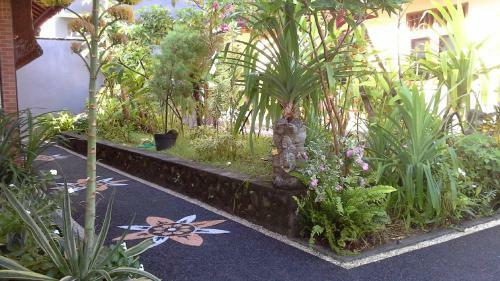 Hostal Jimbaran Home Stay Bali