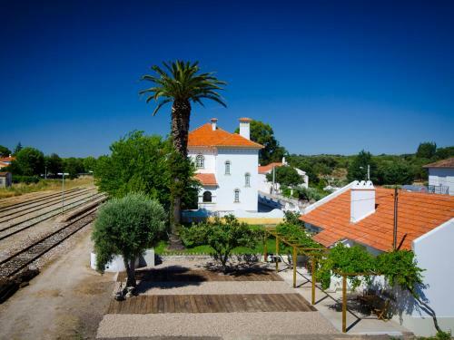 Hostal Train Spot Guesthouse