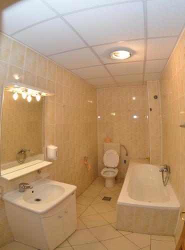 Hostal Vila A&b