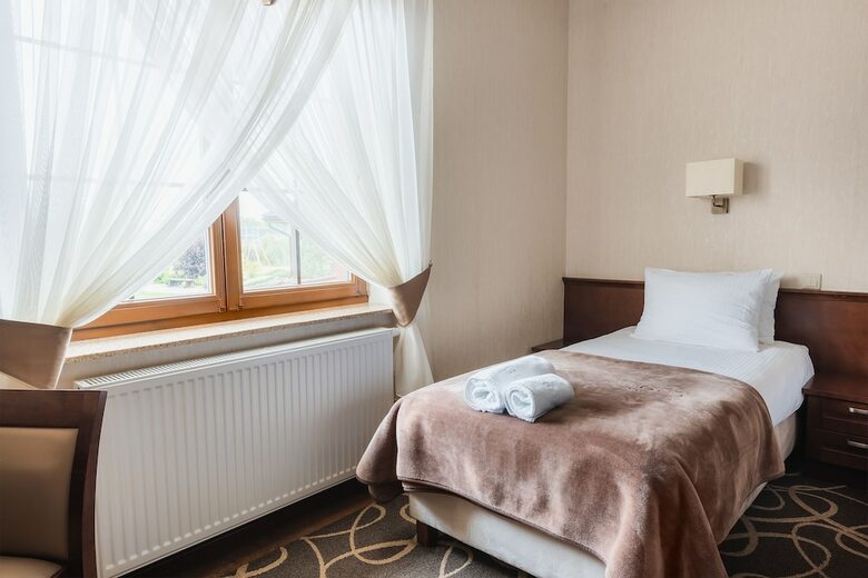 Hostal Hotel Dw�r Choiny