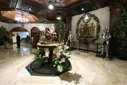 Camelot Hotel