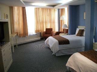 Hotel Melrose Plaza Suites
