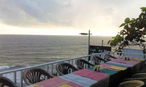 Hotel Hill View Beach Resort