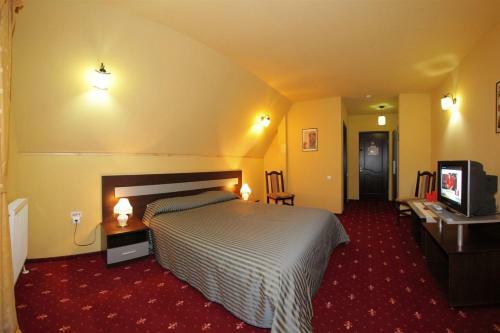 Hostal Pensiunea Oficial