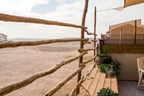 Lodge Desert Home