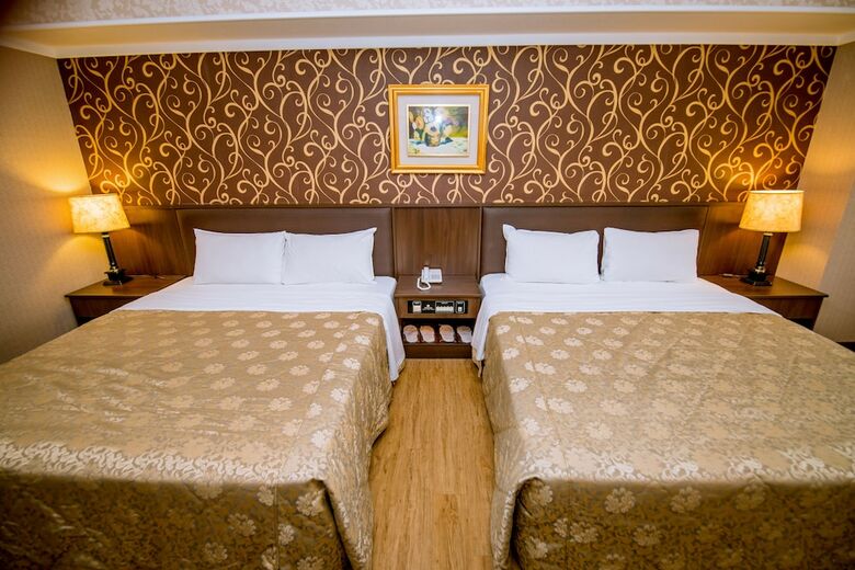 Hamilton Hotel