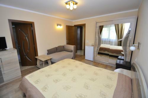 Hostal Pensiunea Eladi