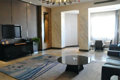 Baotou West Lake Hotel