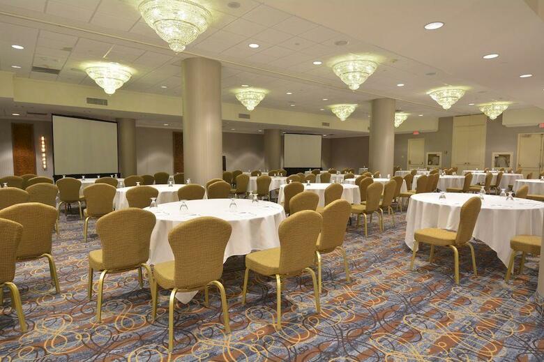 Hotel Park Plaza Toronto Airport