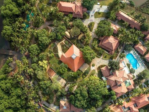 Hotel Mercure Goa Devaaya Resort