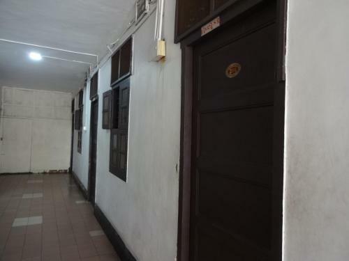 Lodge Hotel Satkar