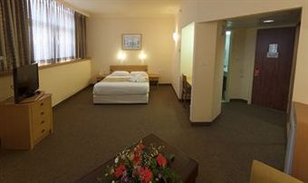Inbar Hotel