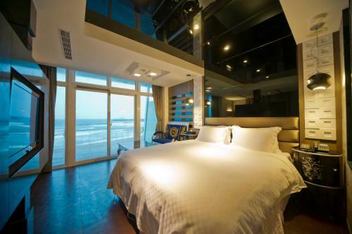 Hotel White House Beach Resort