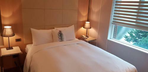 Hotel New California