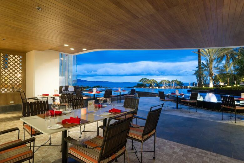 Hotel Royal Cliff Grand