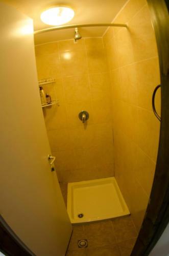 Overstay-tlv Backpackers Hostel