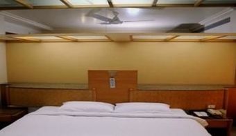 Orchard Hotel