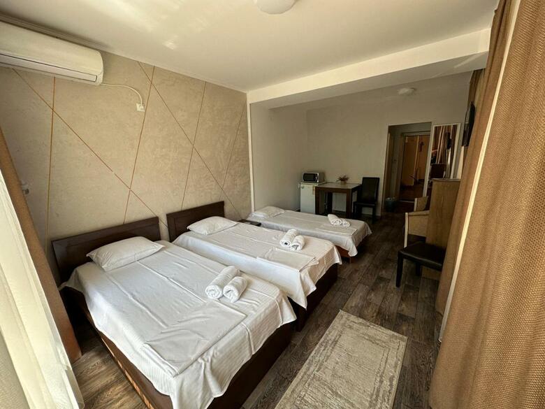 Ave Hotel Victoriei
