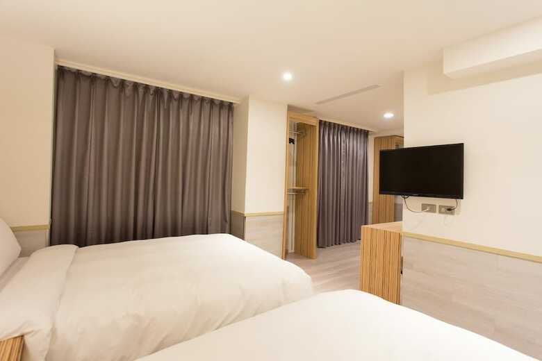 Rainbow Hotel
