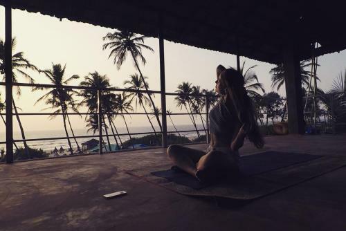 Free Flow Yoga