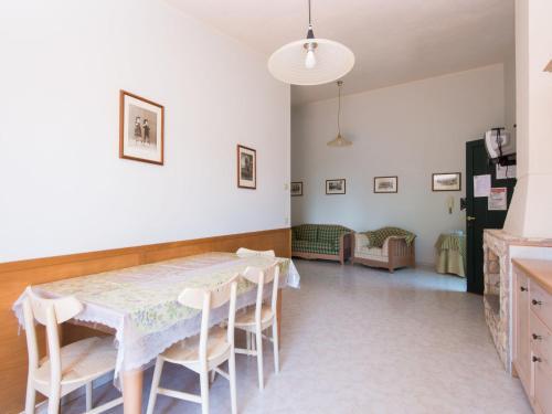 Hostal Holiday Home Il Melograno Collevecchio