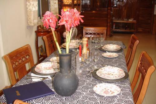 Home Stay Stc Bed And Breakfast