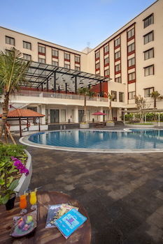 Padjadjaran Suites Resort And Convention Hotel