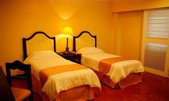 White Knight Hotel Intramuros
